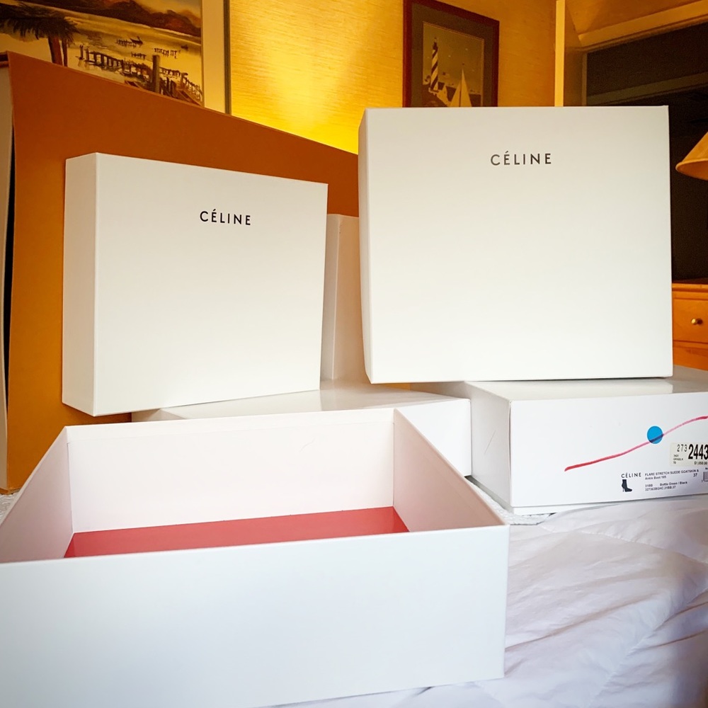2 Céline boxes